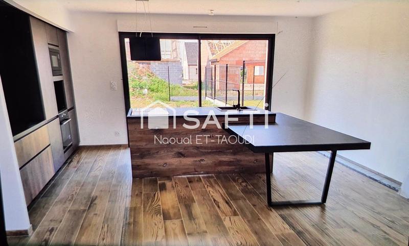 Maison - 100 m² - 4 pièces