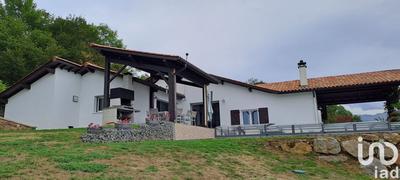 Maison - 206 m² - 6 pièces