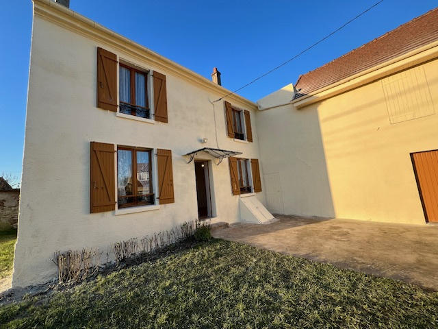 Maison - 100 m² - 6 pièces