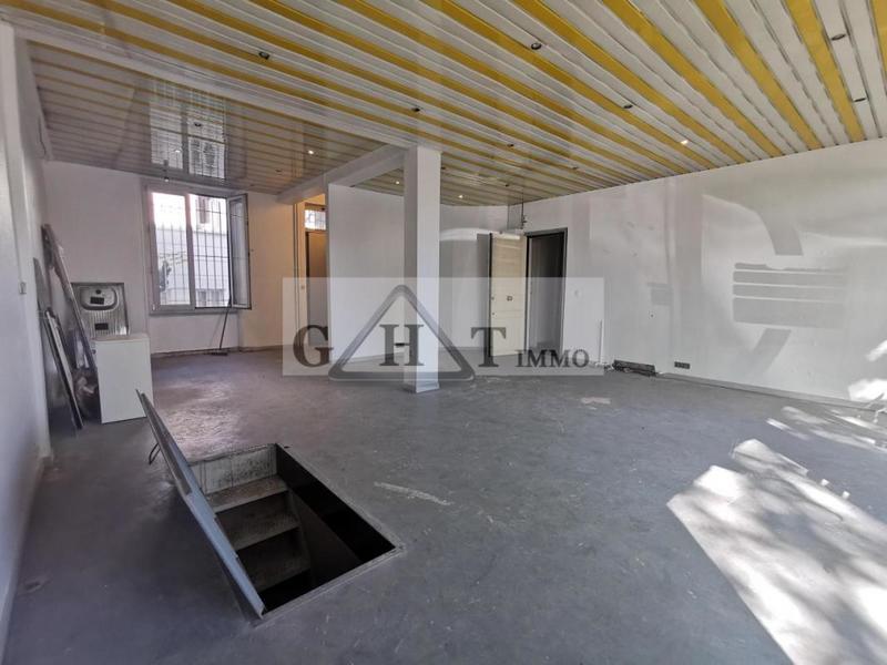 Local commercial - 66 m²