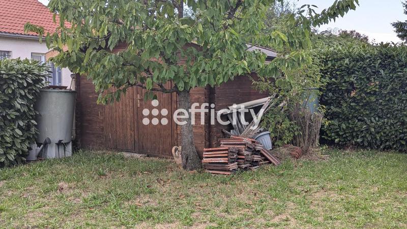 Maison - 77 m² - 6 pièces