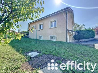 Maison - 194 m² - 6 pièces