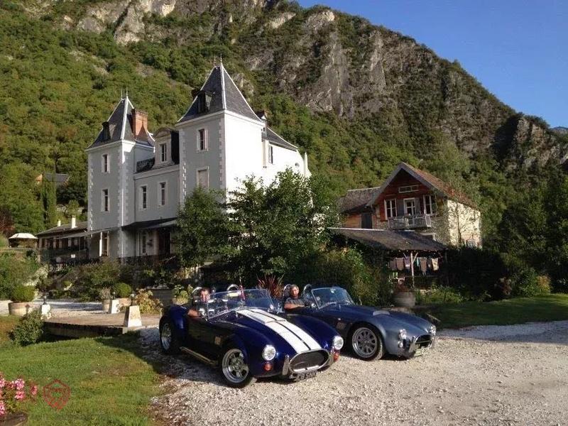 Château - 810 m² - 11 pièces