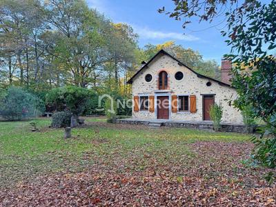 Maison - 93 m² - 4 pièces