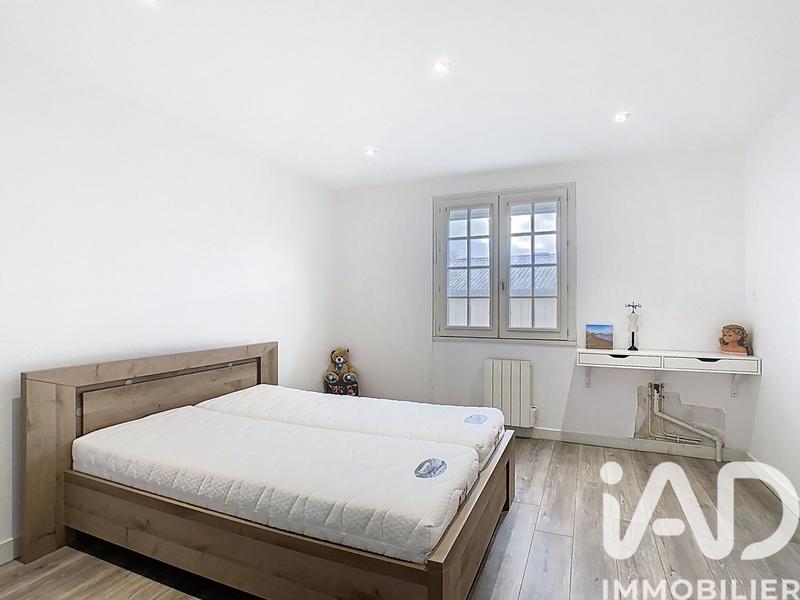 Maison - 187 m² - 5 pièces