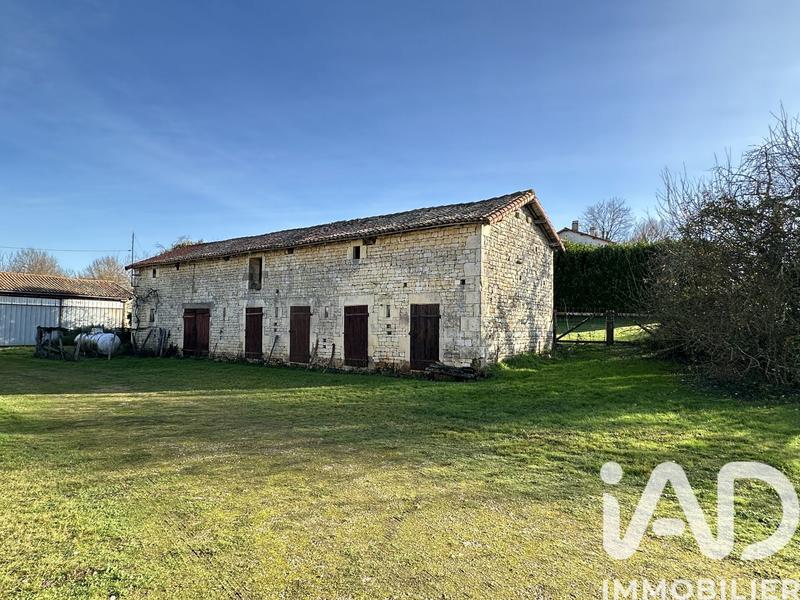 Maison - 90 m² - 3 pièces