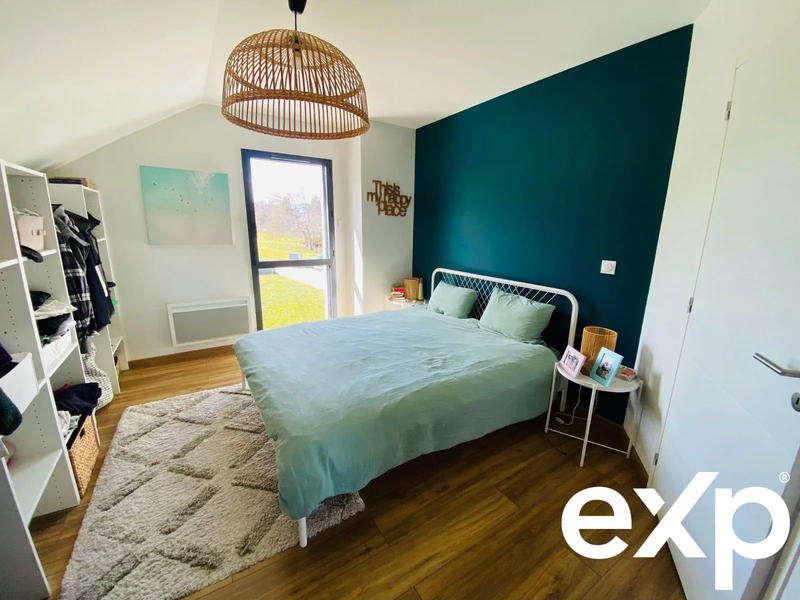 Maison - 102 m² - 4 pièces