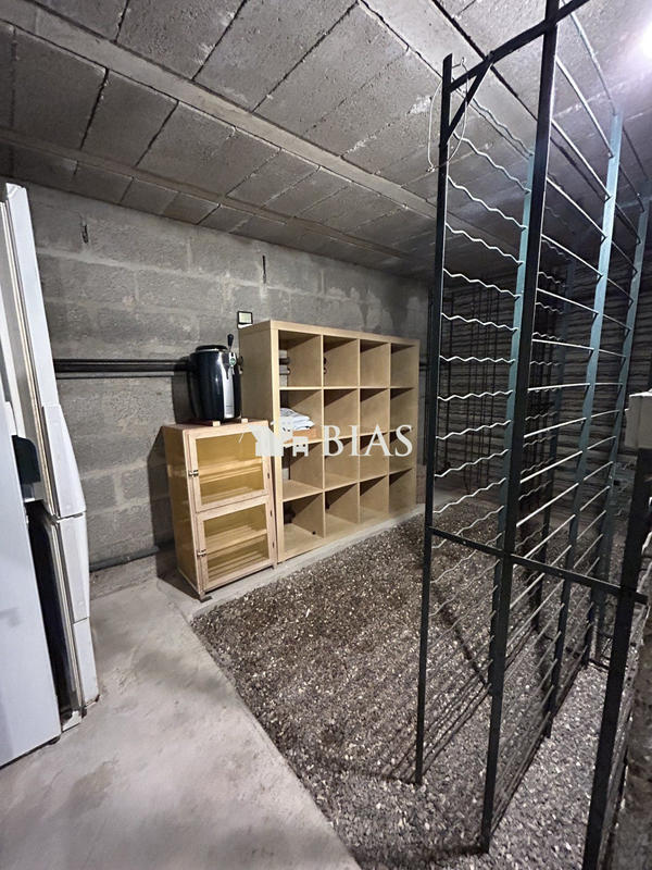 Maison traditionnelle - 194 m² - 7 pièces