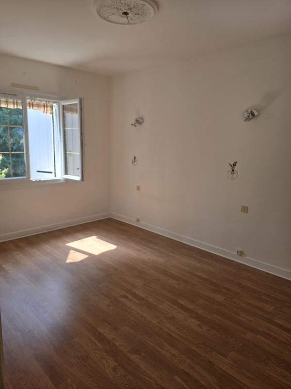 Maison de village - 162 m² - 9 pièces