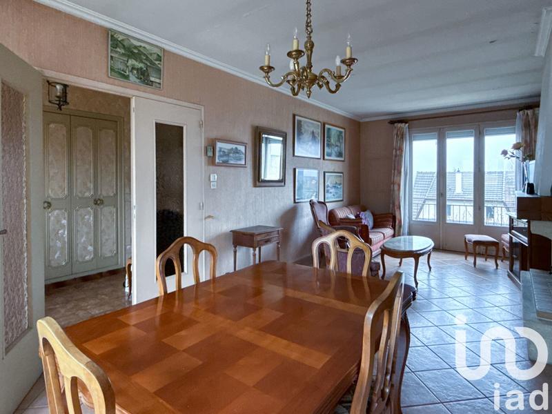 Maison - 94 m² - 5 pièces