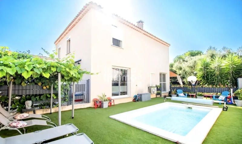 Maison - 133 m² - 5 pièces