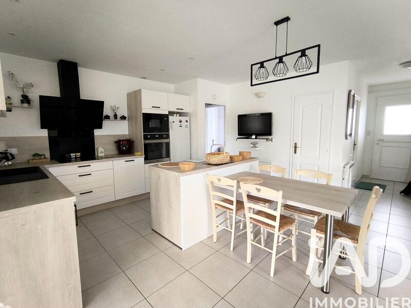 Maison - 110 m² - 5 pièces