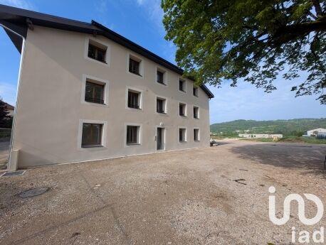 Appartement - 89 m² - 3 pièces