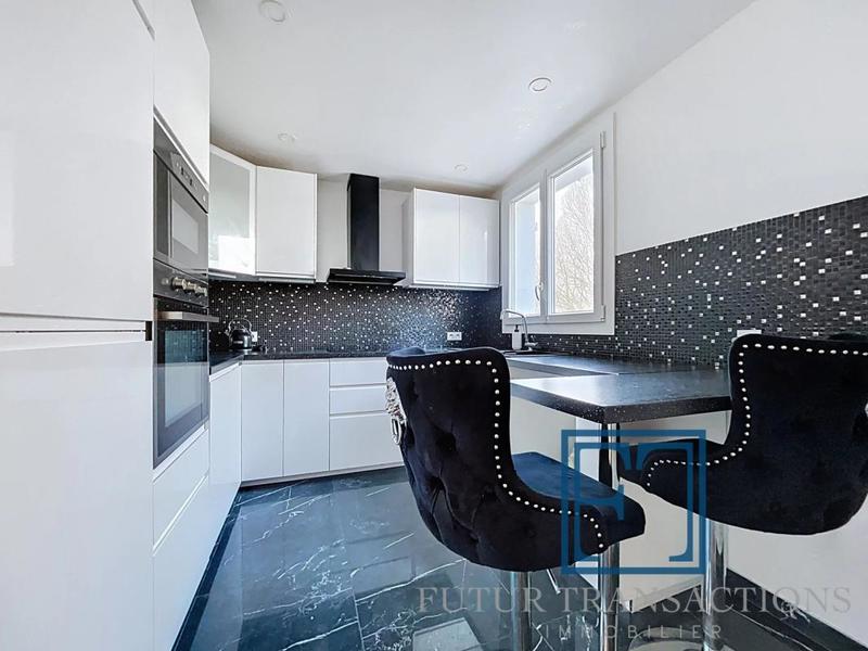 Appartement - 89 m² - 5 pièces