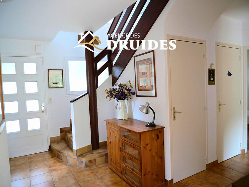 Maison - 121 m² - 6 pièces