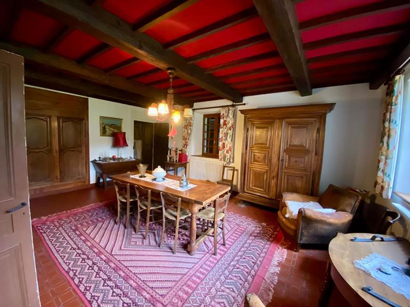 Maison - 295 m² - 9 pièces