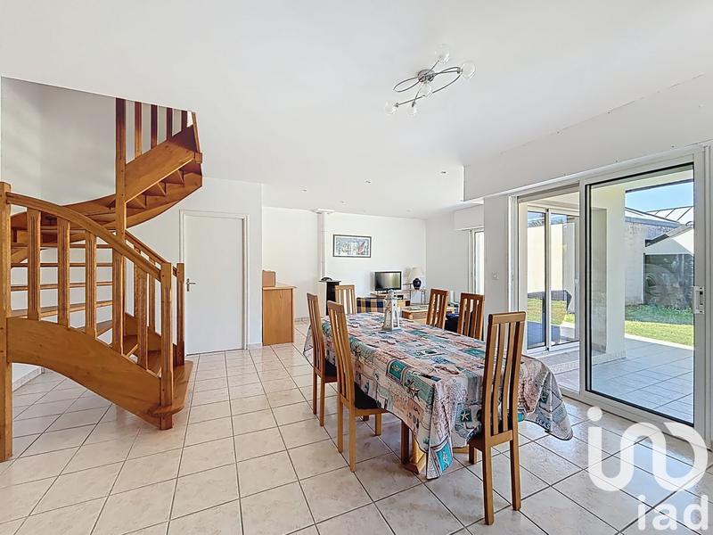 Maison - 100 m² - 5 pièces