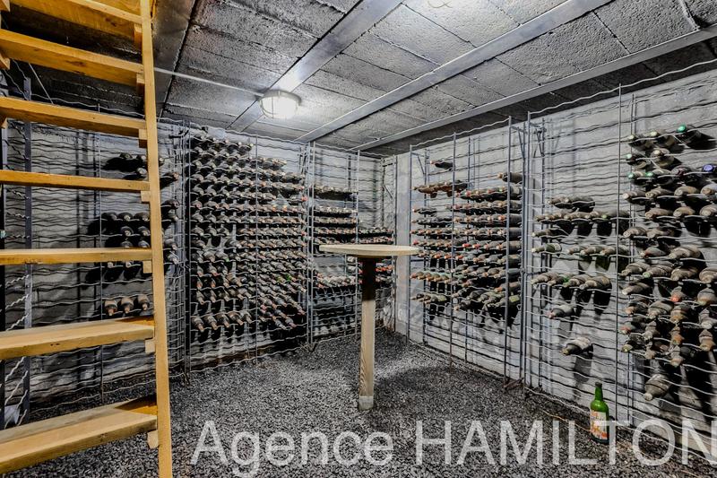 Maison ancienne - 220 m² - 8 pièces