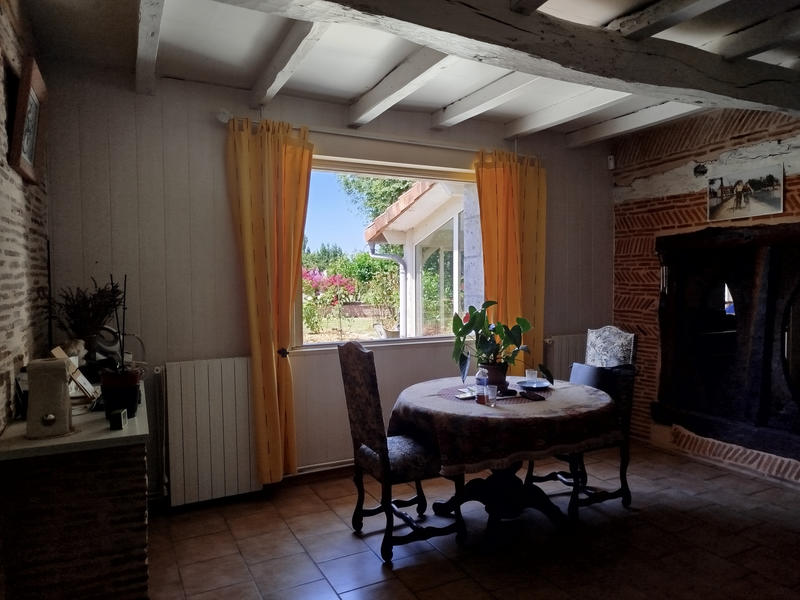 Maison - 215 m² - 6 pièces