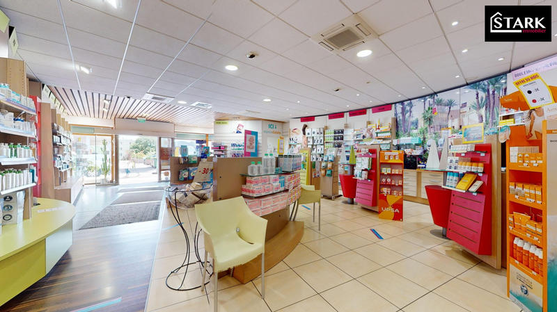 Fonds de commerce - 208 m²