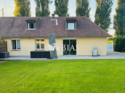 Maison - 95 m² - 4 pièces