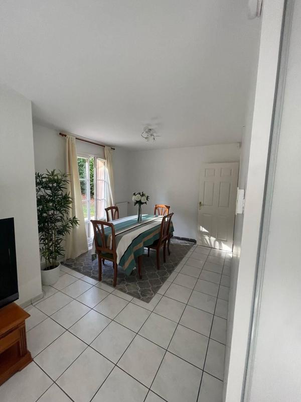 Maison - 168 m² - 7 pièces