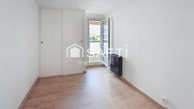 Appartement - 85 m² - 3 pièces