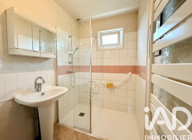 Maison - 111 m² - 5 pièces