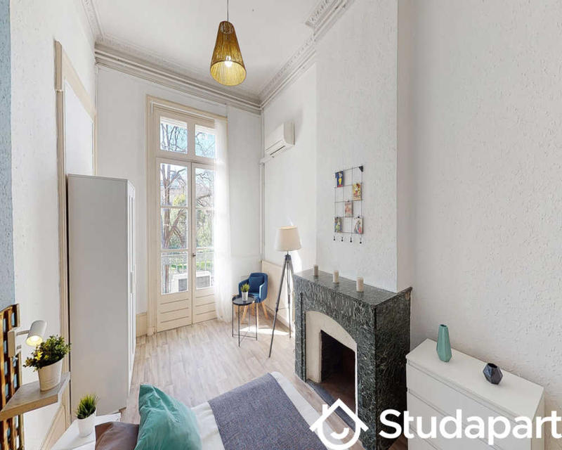 Chambre - 67 m² - 1 pièce