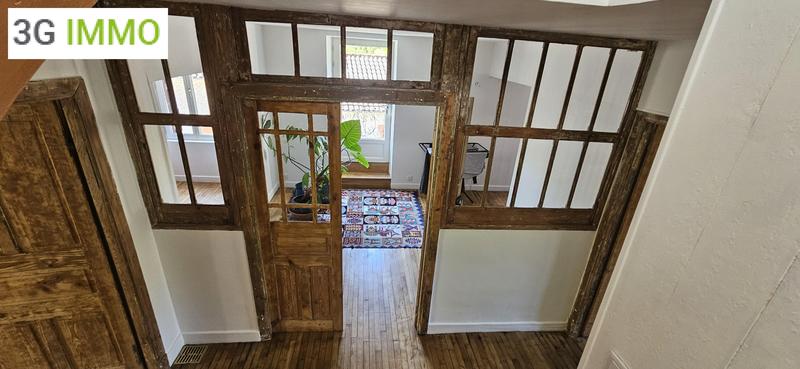 Maison - 172 m² - 9 pièces