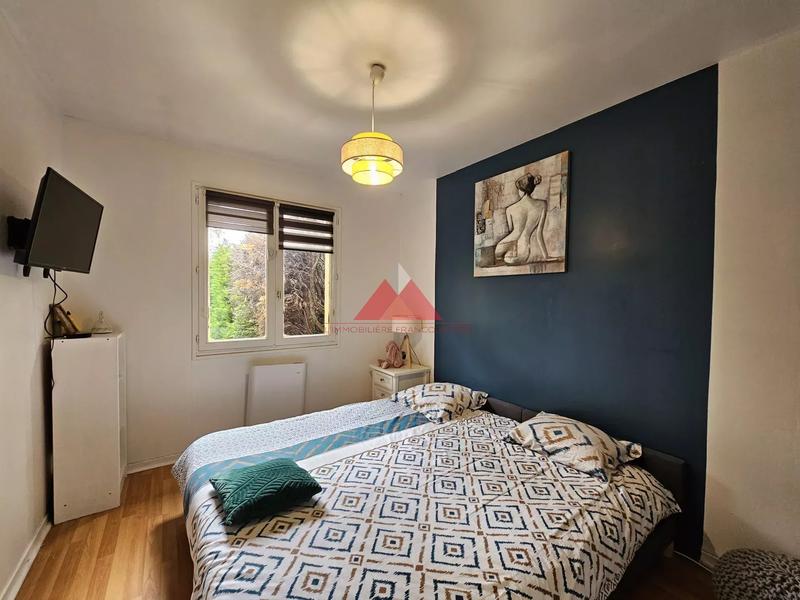 Maison - 98 m² - 5 pièces