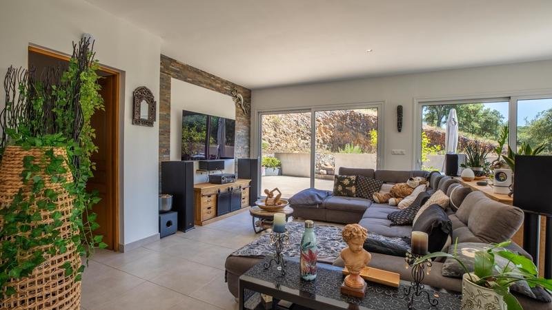 Maison - 135 m² - 5 pièces