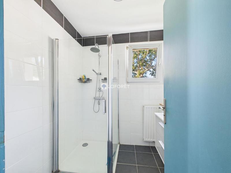 Maison - 105 m² - 6 pièces