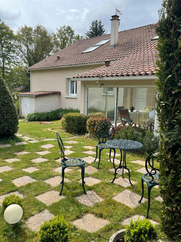 Maison - 253 m² - 6 pièces