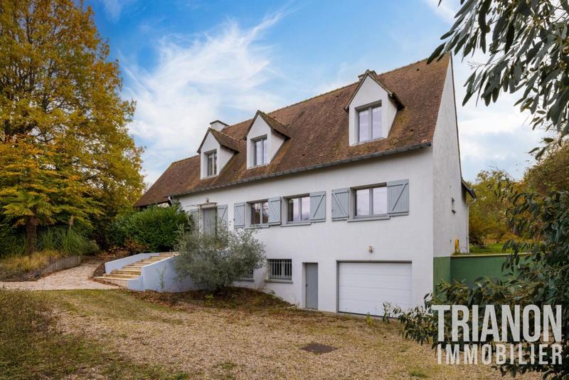 Maison - 326 m² - 7 pièces