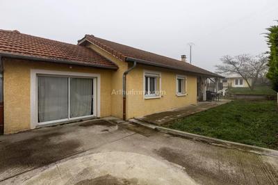 Maison - 142 m² - 5 pièces