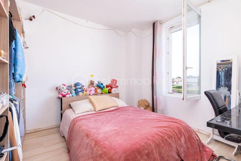 Maison - 178 m² - 6 pièces