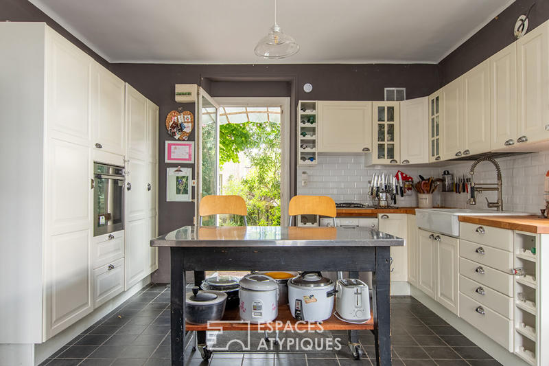 Maison - 198 m² - 8 pièces