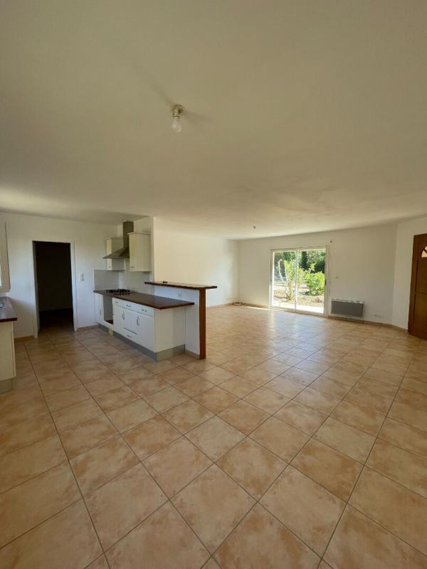 Villa - 90 m² - 4 pièces