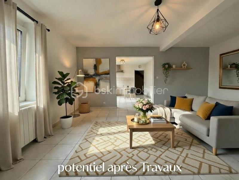 Maison - 83 m² - 4 pièces