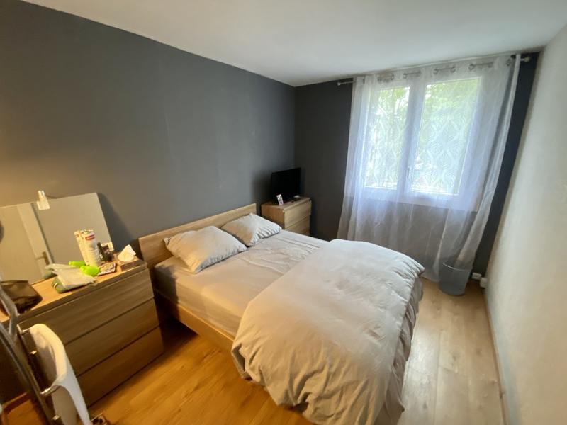 Appartement - 81 m² - 5 pièces