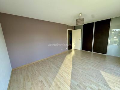Appartement - 77 m² - 3 pièces