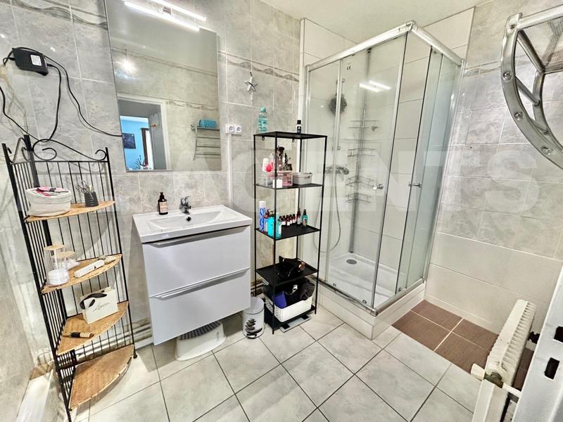 Appartement - 86 m² - 4 pièces