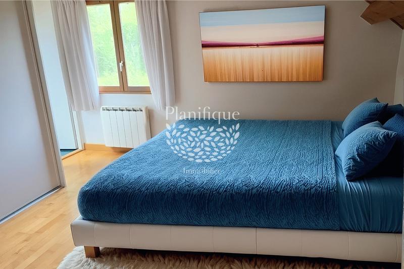 Maison - 177 m² - 6 pièces