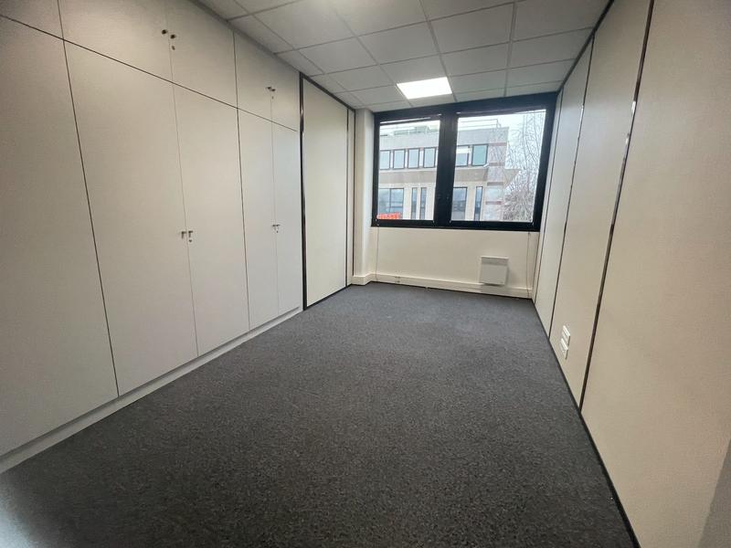 Bureau - 650 m²
