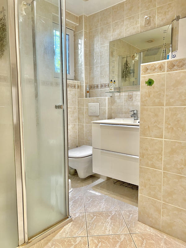 Maison - 146 m² - 8 pièces