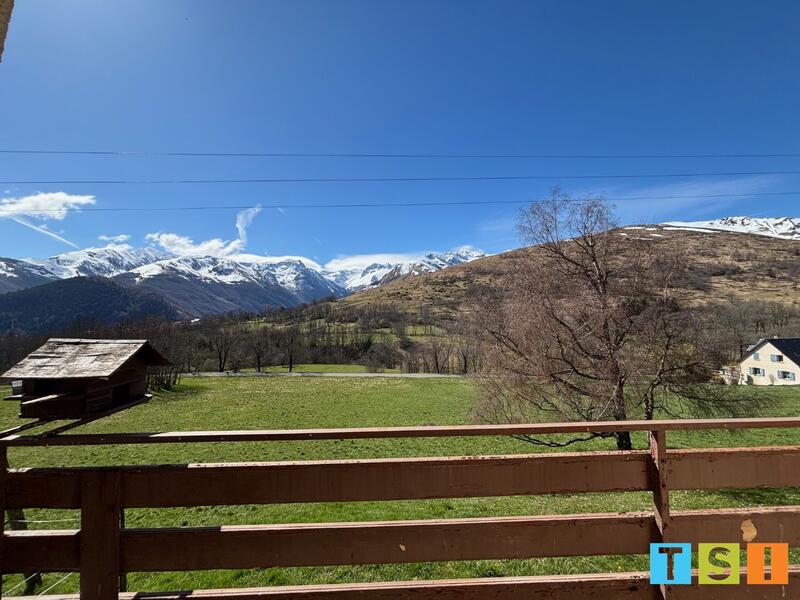 Maison - 227 m² - 8 pièces