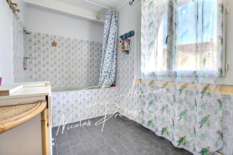 Maison - 92 m² - 3 pièces