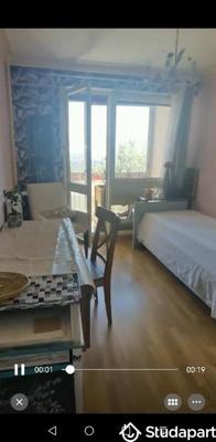 Chambre - 9 m² - 1 pièce