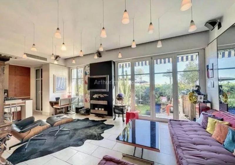 Appartement - 57 m² - 1 pièce